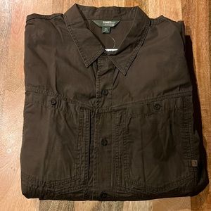 XXL BROWN GANDER MOUNTAIN LONG SLEEVE SHIRT. HAS AIR VENTS IN BACK.